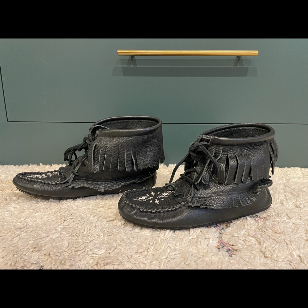 Manitoba mukluk leather moccasins size 11